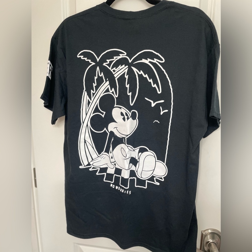 NWT Disney short sleeve NEFF Mickey shirt